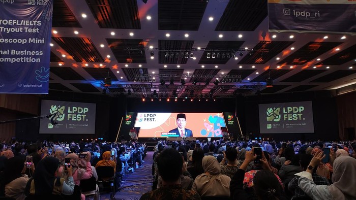 Jokowi di acara LPDP Fest (Marlinda-detikcom)