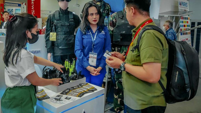 Indonesia Catalogue Expo and Forum (ICEF) digelar di JIEXPO Kemayoran Jakarta. Ratusan karya anak bangsa pun mejeng dan menunjukan produk karyanya.