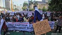 Peserta aksi juga meminta revisi Kepmenaker No. 291 tahun 2018 dengan menata ulang kembali Sistem Penempatan Satu Kanal (SPSK) yang lebih komprehensif sesuai Konvensi Internasional No. 189 tahun 2011.  