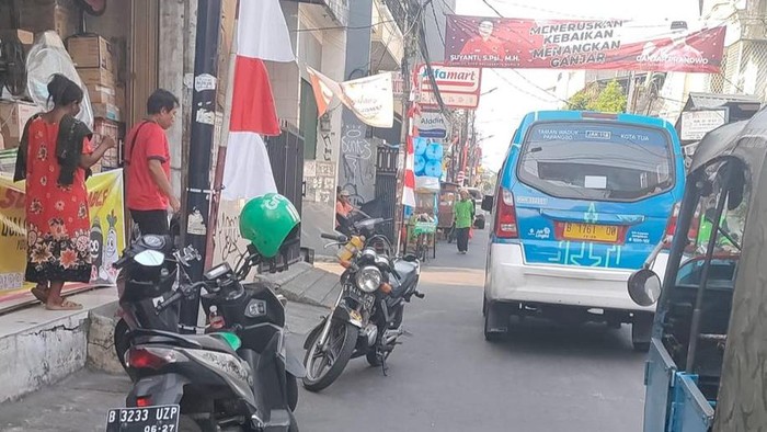 Mikrotrans Jak 118