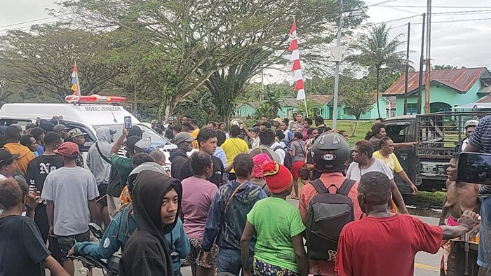 Beredar kabar seorang warga di Mimika, Papua Tengah, tewas dianiaya oknum TNI.