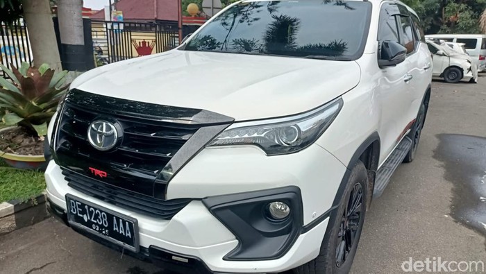 Mobil Fortuner milik anggota DPRD Lampung yang tabrak bocah hingga tewas