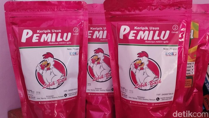 Pakai Merek Pemilu, Strategi Marketing Dongkrak Penjualan Keripik Usus Blitar