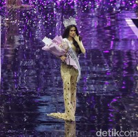 Pada 2019, ia lulus kuliah S1 di Universitas Pelita Harapan dengan gelar sarjana Manajemen Bisnis Internasional. Ia kemudian melanjutkan pendidikannya dengan mengambil S2 Administrasi Bisnis di University of New South Wales, Australia. (Foto: Pradita Utama/detikcom)