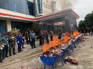 6,3 Juta Batang Rokok Ilegal Dimusnahkan Bea Cukai Teluk Bayur