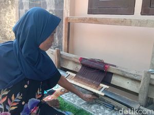 Tenun Gedogan Indramayu: Sejarah, Alat dan Jenis