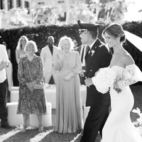 Dalam foto yang dibagikan, Ashley terlihat menggelar pernikahan mewah di Hotel La Vecchia Posta di Ladispoli, Roma, Italia, negara asal sang istri. Foto: Instagram