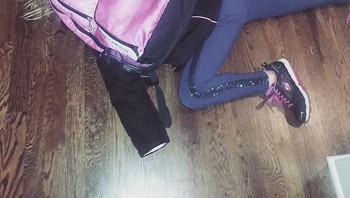 Anakku berusia 7 tahun sedang tidak semangat untuk berangkat ke sekolah Foto: Boredpanda