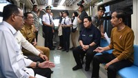 Total ada 12 stasiun yang dilalui saat perjalanan dari Depok ke Jakarta Pusat.  