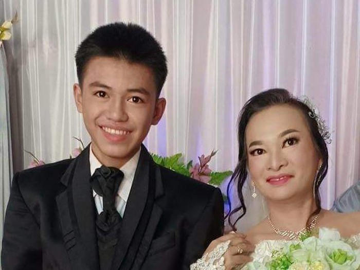 Seorang remaja 16 tahun di Sambas, Kalbar, menikahi wanita 41 tahun yang merupakan tetangganya. Dokumen Istimewa
