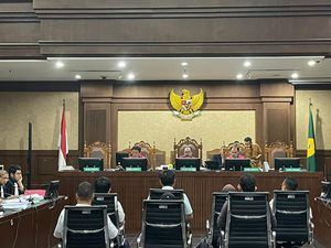 Analogi Arisan Lingkaran Setan Proyek BTS Kominfo yang Dikorupsi