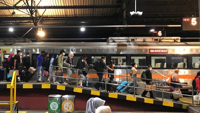 Suasana di Stasiun Tugu, Kota Jogja. Foto diunggah pada Kamis (3/8/2023).