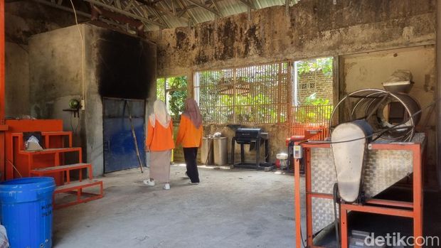 Suasana di tempat edukasi pengelolaan sampah Kalurahan Caturharjo, Kapanewon Pandak, Kabupaten Bantul, Kamis (3/8/2023).