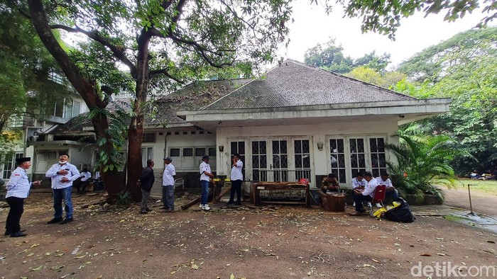 Rumah Guruh Soekarnoputra akan dieksekusi Pengadilan Negeri Jakarta Selatan, Kamis (3/8/2023). Rumah Guruh Soekarnoputra yang akan dieksekusi berada di Jalan Sriwijaya III Nomor 1, Kebayoran Baru, Jakarta Selatan.