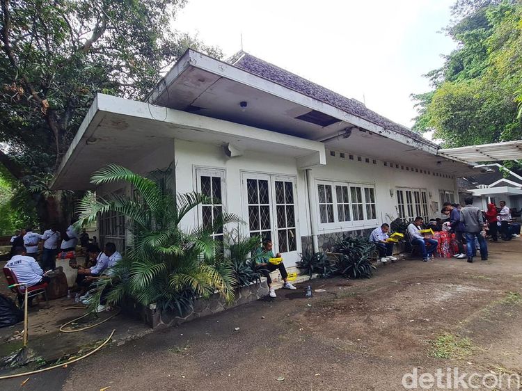 Suasana Terkini Rumah Guruh yang Akan Dieksekusi PN Jaksel