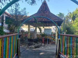 Air Sumur Daksan di Sampang Dipercaya Berkaromah dan Sembuhkan Penyakit