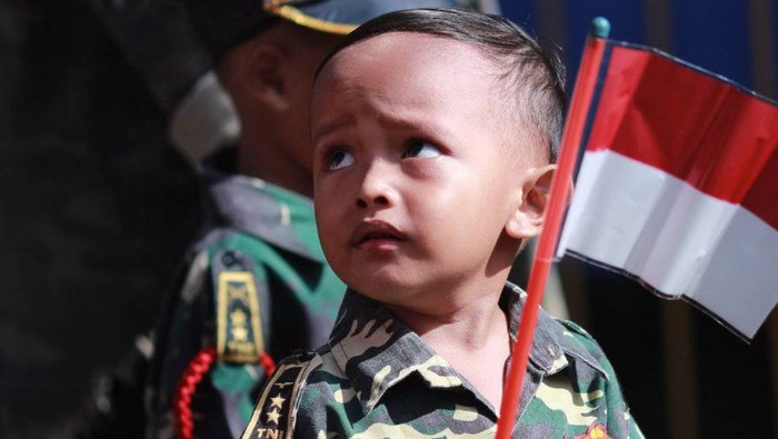 Tempat Sewa Baju Adat Tradisional hingga Kostum Pejuang di Surabaya