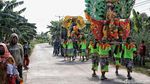 Tumpah Ruah Kirab Pergosi Odong-odong di Bekasi