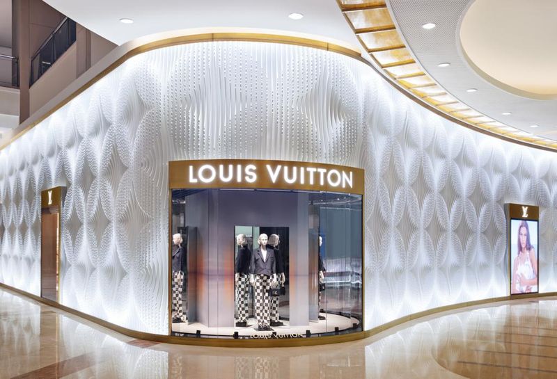 Wajah Baru Butik Louis Vuitton Pacific Place Jakarta Wajah Baru Butik Louis Vuitton Pacific Place Jakarta