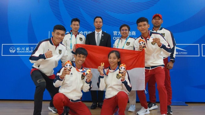 Timnas Wushu Indonesia panen medali di FISU World University Games. 4 medali emas dan 3 perak berhasil diraih.