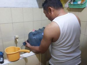 Warga Lidah Wetan Surabaya yang PDAM-nya Mati Bisa Minta Dropping Air