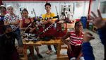Bengkel Kecil di Kuba Bikin Sepeda Bambu Ramah Lingkungan, Nih Wujudnya