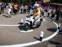 Bye-bye Angka 8, Ini Lintasan Baru Ujian SIM Huruf S