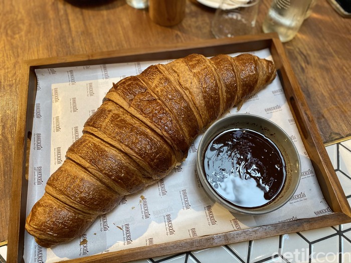 Croissant jumbo