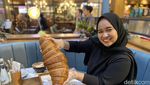 Puas Makan Croissant Raksasa di Sini!