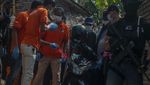 Densus 88 Geledah Rumah Terduga Teroris yang Siapkan Bom Astana Anyar