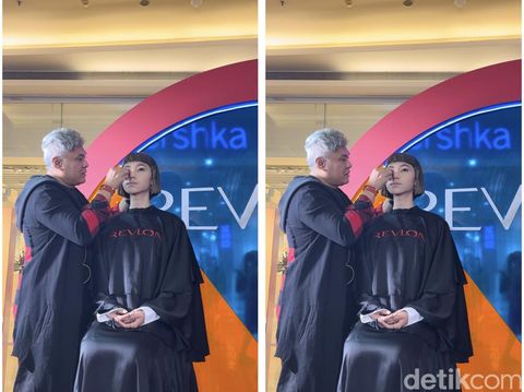 Foto Hendro Sudarta ketika mengaplikasikan foundation agar makeup bisa bertahan lama.