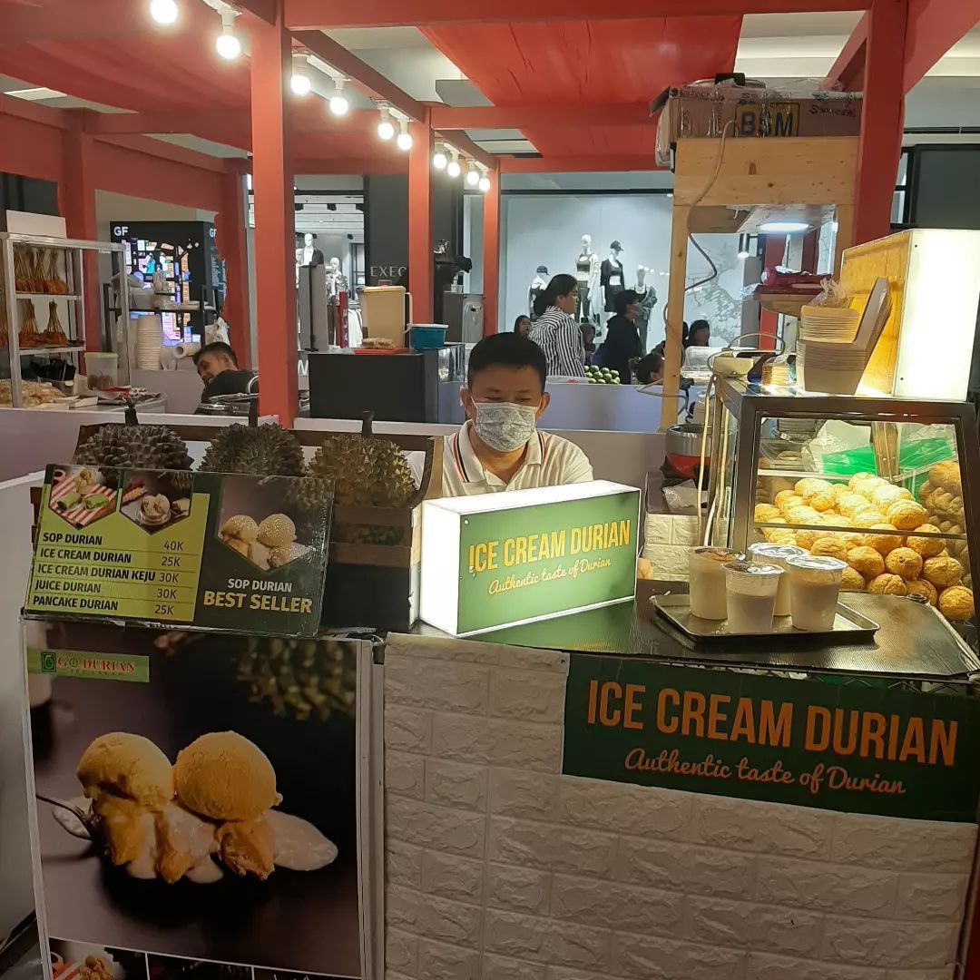 Gerai makanan di Tokyo Hub
