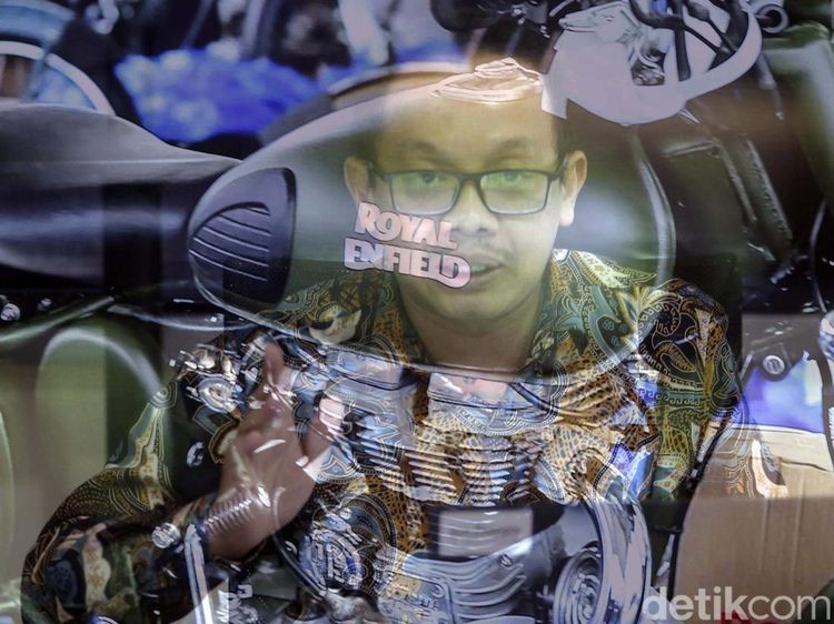 Intip Proses Lelang Royal Enfield Rp 20 Jutaan