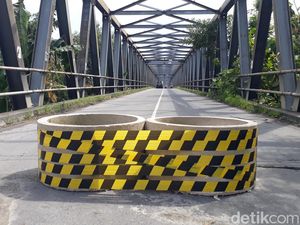 Jembatan Glendeng Penghubung Tuban-Bojonegoro Ditutup Total