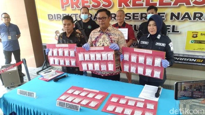 Johan kembali jadi tersangka usai kedapatan bawa ekstasi Ep 2,4 Miliar. (Prima Syahbana/detikSumbagsel)