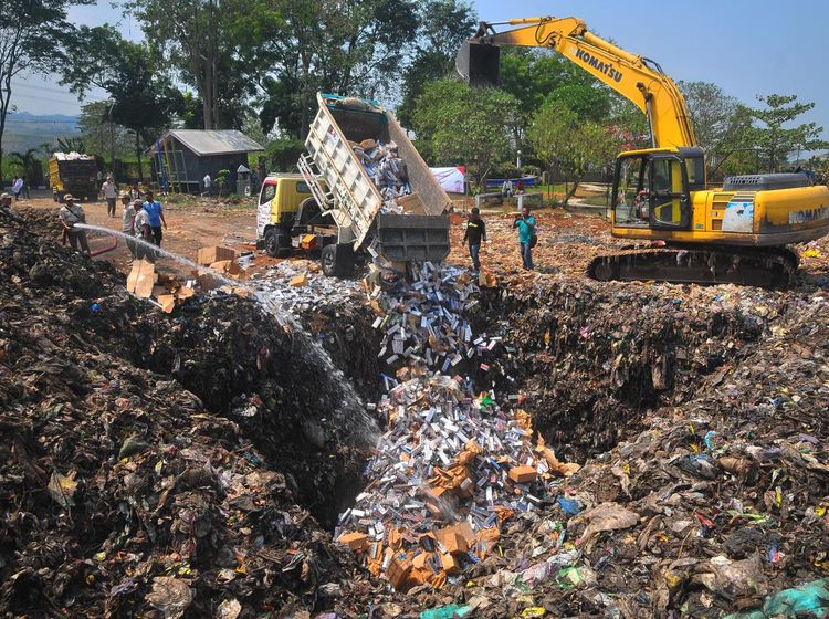 Dimusnahkan, Jutaan Rokok Ilegal di Kudus Bikin Negara Rugi Rp 4 M