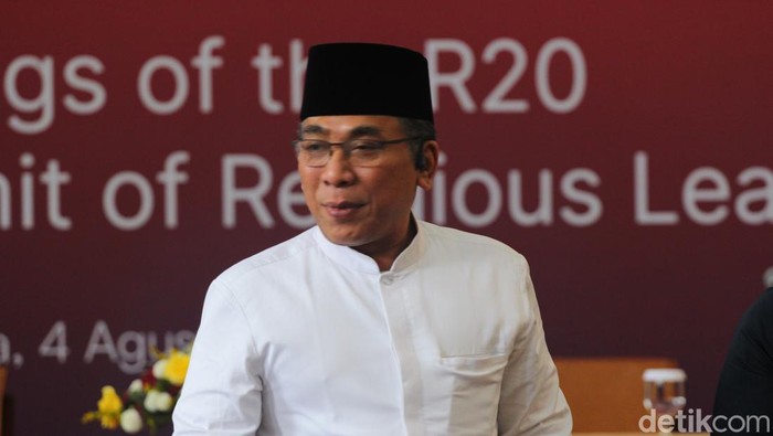 Ketum PBNU Yahya Chalil Staquf atau Gus Yahya saat mengisi acara di UGM, Jumat (5/8/2023).