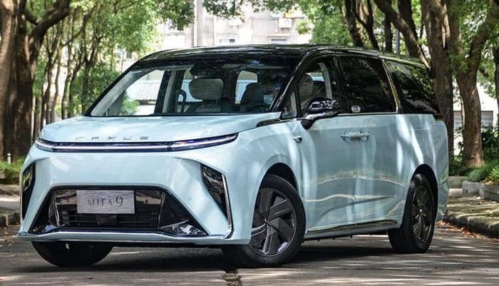 Maxus Mifa 9