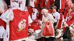 Pasar Mester Jatinegara Bernuansa Merah Putih Jelang HUT RI
