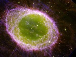 Pemandangan Langka Nebula Cincin Berhasil Tertangkap Teleskop James Webb