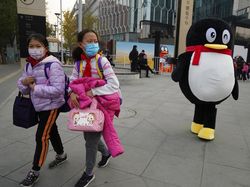 Rencana Pemerintah China Batasi Anak-anak Main HP 2 Jam Sehari