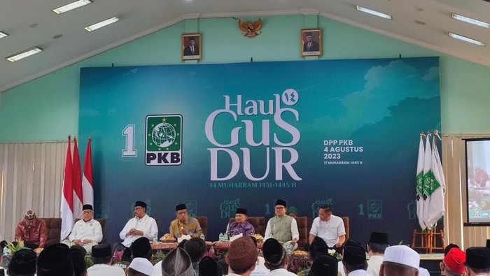Said Aqil Siradj menyampaikan di acara Haul Gus Dur ke-14 yang diselenggarakan di kantor DPP PKB, Jalan Raden Saleh, Jakarta Pusat, Jumat (4/8/2023). Turut hadir dalam acara ini Ketum PKB Muhaimin Iskandar atau Cak Imin.