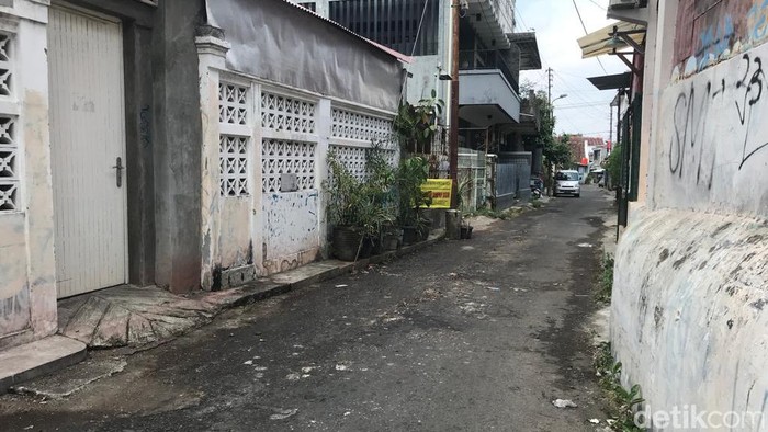 Sampah di Jalan Sastrodipuran, Pathuk, Jogja kini sudah bersih, Jumat (4/8/2023).