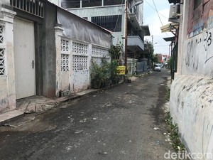 Cling! Sampah di Jalan Sastrodipuran Pathuk Jogja Kini Sudah Bersih