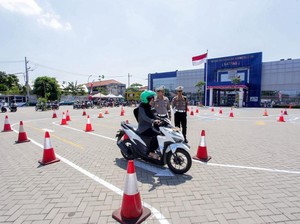 Viral Emak-emak Protes Anaknya Gagal Ujian SIM 13 Kali, Gegara Pakai Metode Lama