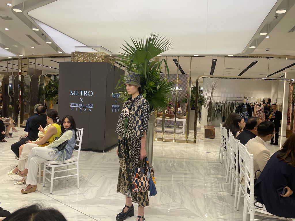 Studio 133 Biyan Metro Plaza Senayan