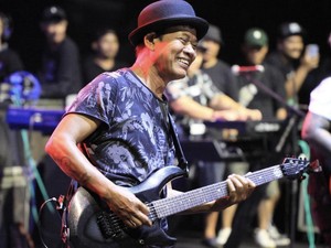Toni Q Siap Manggung Lebih Lama di Jakarta