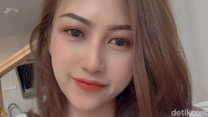 Tuti Alawiyah (33) dan kuasa hukumnya