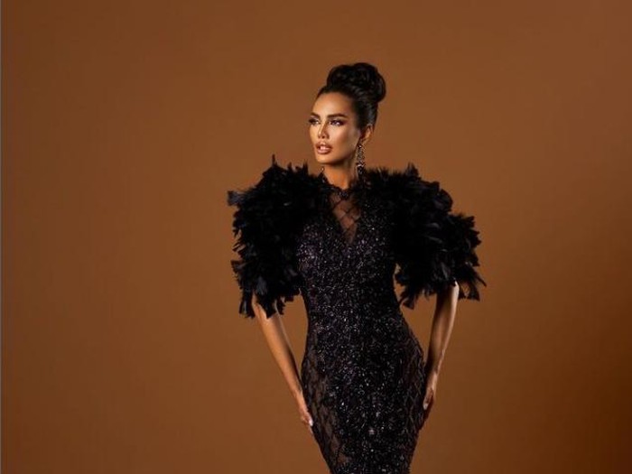 Vina Anggi Sitorus, runner up Mis Universe 2023. (Foto: Instagram @vinaanggisitorus)