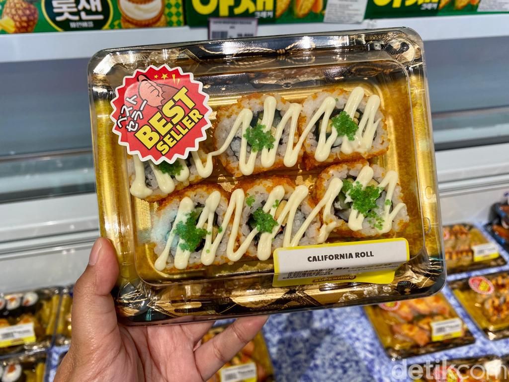 Viral Supermarket ala Jepang di PIK 2, Surga Snack dan Makanan Enak!
